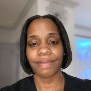 Meet your Posher, Brittney